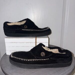 Earth Spirit Black Slippers with Cream Lining - sz9-10 (P21)